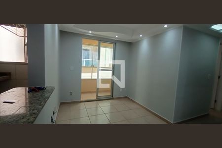Sala de apartamento para alugar com 3 quartos, 53m² em Parque Sao Vicente, Mauá