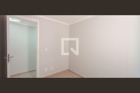 Quarto de apartamento para alugar com 3 quartos, 53m² em Parque Sao Vicente, Mauá
