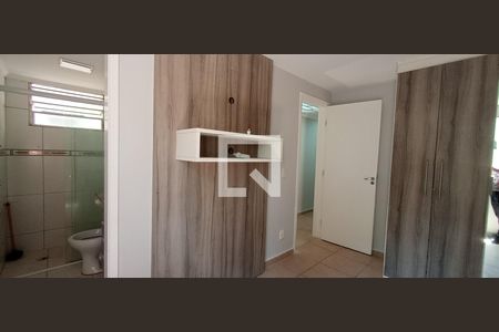 Quarto de apartamento para alugar com 3 quartos, 53m² em Parque Sao Vicente, Mauá
