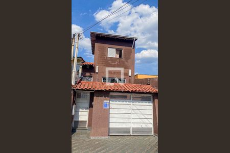 Casa à venda com 252m², 4 quartos e 3 vagasFachada