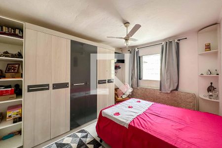 Casa à venda com 240m², 3 quartos e 2 vagas Casa à venda com 240m², 3 quartos e 2 vagasQuarto 1
