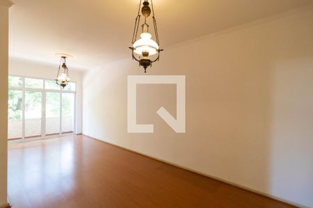 Sala de apartamento à venda com 3 quartos, 104m² em Cambuí, Campinas