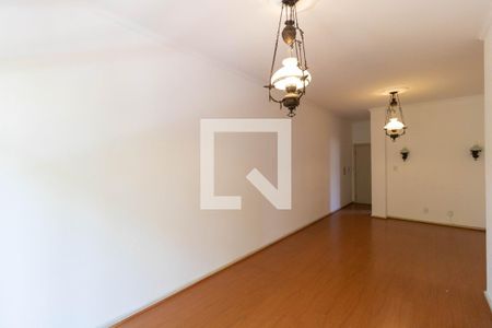 Sala de apartamento à venda com 3 quartos, 104m² em Cambuí, Campinas