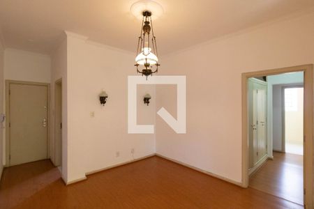 Sala de apartamento à venda com 3 quartos, 104m² em Cambuí, Campinas