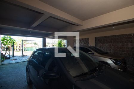 Casa à venda com 300m², 3 quartos e 5 vagas Casa à venda com 300m², 3 quartos e 5 vagasGaragem