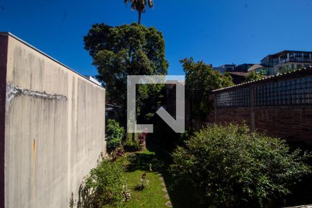 Casa à venda com 300m², 3 quartos e 5 vagas Casa à venda com 300m², 3 quartos e 5 vagasVista do Quarto 2