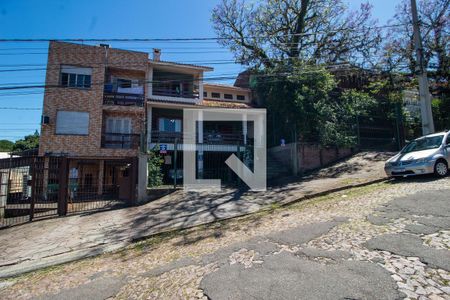 Casa à venda com 300m², 3 quartos e 5 vagas Casa à venda com 300m², 3 quartos e 5 vagasFachada