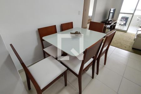 Sala de apartamento para alugar com 3 quartos, 85m² em Mirim, Praia Grande
