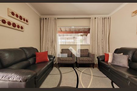 Sala de casa à venda com 5 quartos, 242m² em Vila Pinheirinho, Santo André