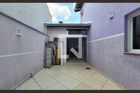 Casa à venda com 242m², 5 quartos e 4 vagasQuintal