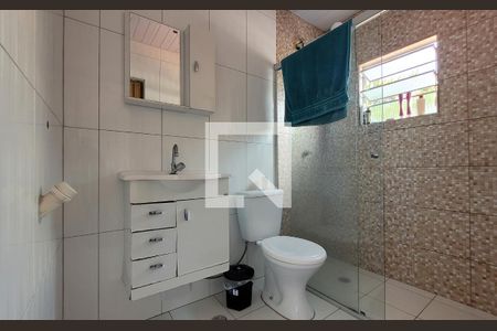 Casa à venda com 106m², 3 quartos e 2 vagas Casa à venda com 106m², 3 quartos e 2 vagasBanheiro