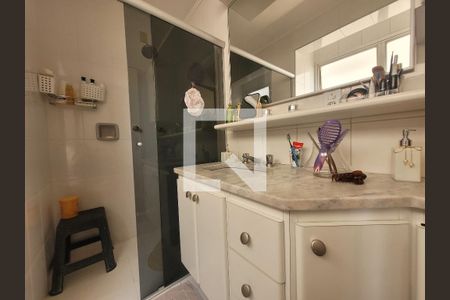 Apartamento à venda com 106m², 3 quartos e 1 vagaBanheiro da Suíte