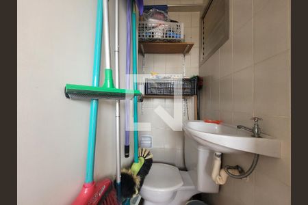 Apartamento à venda com 106m², 3 quartos e 1 vagaBanheiro da Área de Serviço