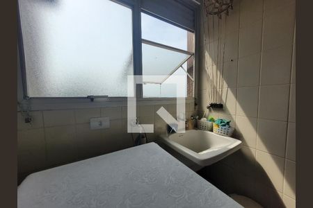 Apartamento à venda com 106m², 3 quartos e 1 vagaÁrea de Serviço