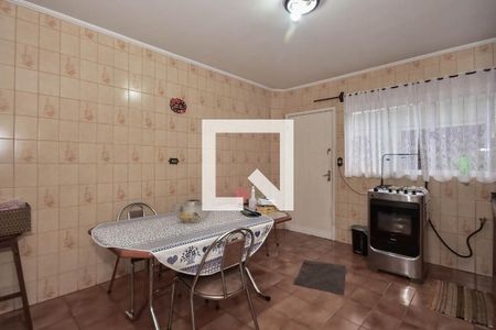 Casa à venda com 149m², 2 quartos e 3 vagas Casa à venda com 149m², 2 quartos e 3 vagasCozinha
