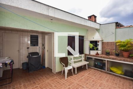 Casa à venda com 149m², 2 quartos e 3 vagas Casa à venda com 149m², 2 quartos e 3 vagasQuintal