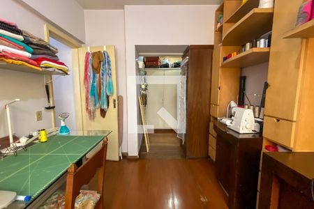 Apartamento à venda com 180m², 3 quartos e 1 vaga Apartamento à venda com 180m², 3 quartos e 1 vagaQuarto 1