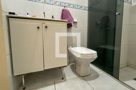 Apartamento à venda com 180m², 3 quartos e 1 vaga Apartamento à venda com 180m², 3 quartos e 1 vagaBanheiro