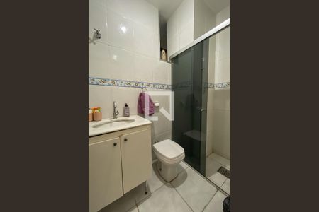 Apartamento à venda com 180m², 3 quartos e 1 vaga Apartamento à venda com 180m², 3 quartos e 1 vagaBanheiro