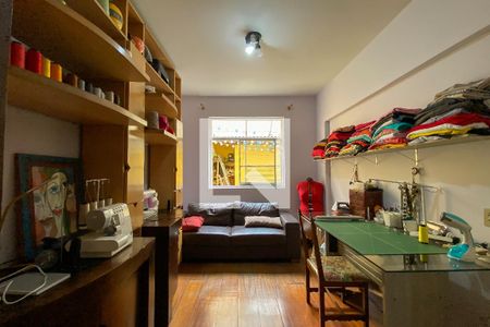 Apartamento à venda com 180m², 3 quartos e 1 vaga Apartamento à venda com 180m², 3 quartos e 1 vagaQuarto 1