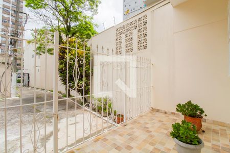 Casa à venda com 155m², 3 quartos e 2 vagasQuintal