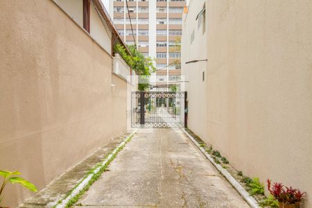 Casa à venda com 155m², 3 quartos e 2 vagasCondomínio