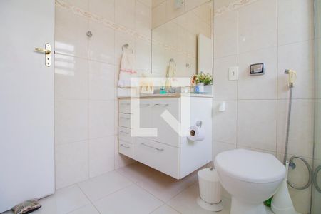 Casa à venda com 155m², 3 quartos e 2 vagasBanheiro da Suíte