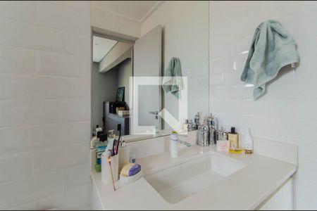 Apartamento à venda com 64m², 1 quarto e 1 vaga Apartamento à venda com 64m², 1 quarto e 1 vagaBanheiro da Suíte