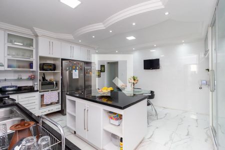 Casa à venda com 200m², 3 quartos e 2 vagas Casa à venda com 200m², 3 quartos e 2 vagasCozinha