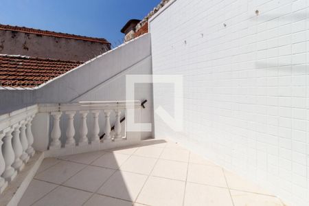 Casa à venda com 200m², 3 quartos e 2 vagas Casa à venda com 200m², 3 quartos e 2 vagasÁrea de Serviço