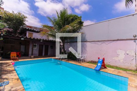 Casa à venda com 580m², 5 quartos e 8 vagasPiscina