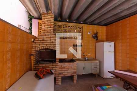 Casa à venda com 580m², 5 quartos e 8 vagasChurrasqueira