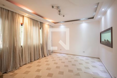 Sala de Estar de casa para alugar com 3 quartos, 330m² em Km 18, Osasco