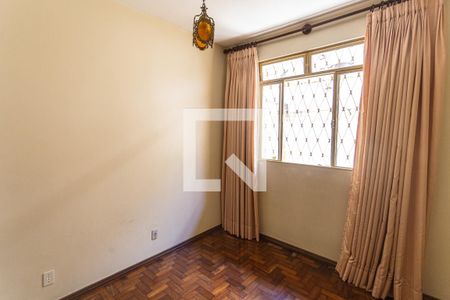 Casa à venda com 200m², 4 quartos e 4 vagasQuarto 4