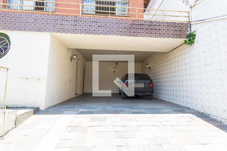 Casa à venda com 200m², 4 quartos e 4 vagasGaragem