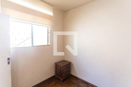 Casa à venda com 200m², 4 quartos e 4 vagasQuarto de Serviço