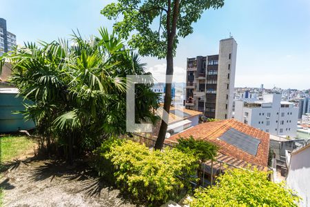 Casa à venda com 200m², 4 quartos e 4 vagasQuintal