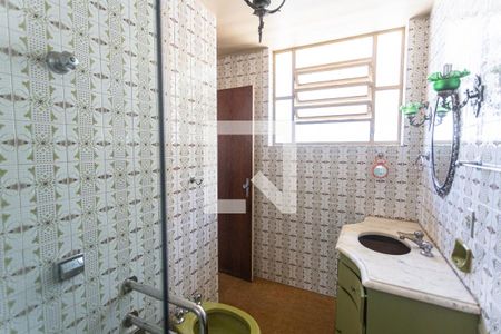 Casa à venda com 200m², 4 quartos e 4 vagasBanheiro da Suíte