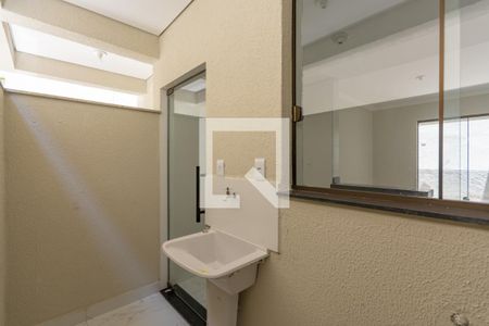 Apartamento à venda com 60m², 2 quartos e 1 vaga Apartamento à venda com 60m², 2 quartos e 1 vagaÁrea de Serviço