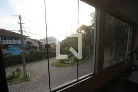 Casa de condomínio à venda com 308m², 4 quartos e 2 vagasVista Área comum - Academia