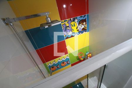 Casa de condomínio à venda com 308m², 4 quartos e 2 vagasBanheiro Suíte 2