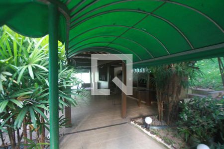 Casa de condomínio à venda com 308m², 4 quartos e 2 vagasChurrasqueira / Salão de Festas