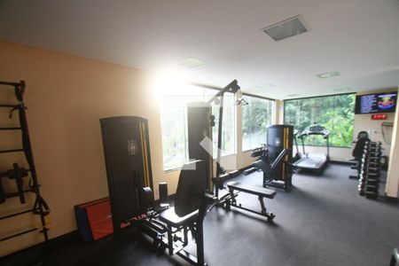 Casa de condomínio à venda com 308m², 4 quartos e 2 vagasÁrea comum - Academia