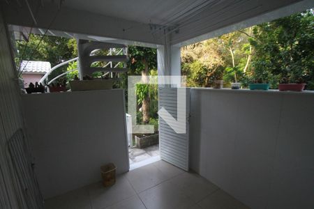 Casa de condomínio à venda com 308m², 4 quartos e 2 vagasÁrea de Serviços