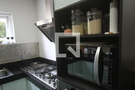 Casa de condomínio à venda com 308m², 4 quartos e 2 vagasCozinha