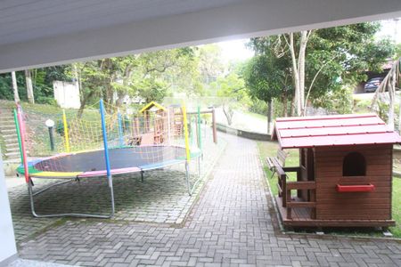 Casa de condomínio à venda com 308m², 4 quartos e 2 vagasÁrea comum - Playground