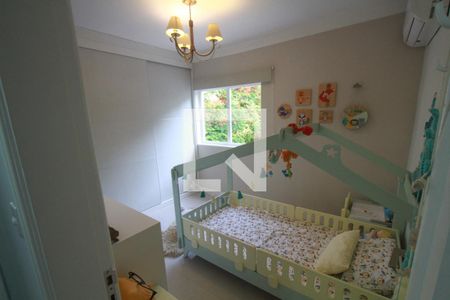 Casa de condomínio à venda com 308m², 4 quartos e 2 vagasSuíte 2