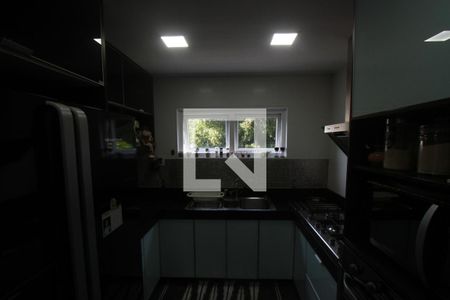 Casa de condomínio à venda com 308m², 4 quartos e 2 vagasCozinha