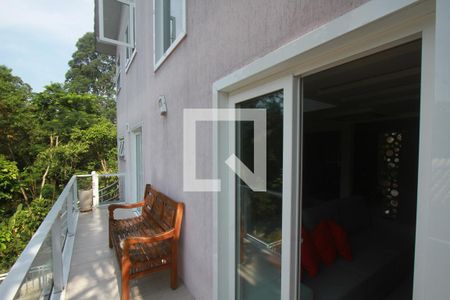 Casa de condomínio à venda com 308m², 4 quartos e 2 vagasVaranda da Sala