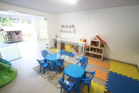 Casa de condomínio à venda com 308m², 4 quartos e 2 vagasÁrea comum - Brinquedoteca